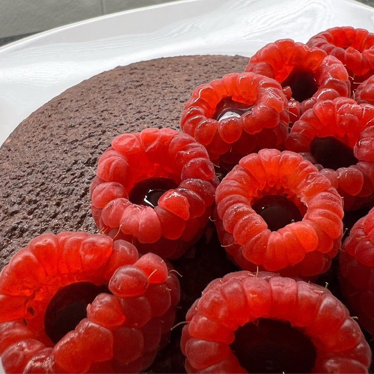 Tiramisú com framboesas